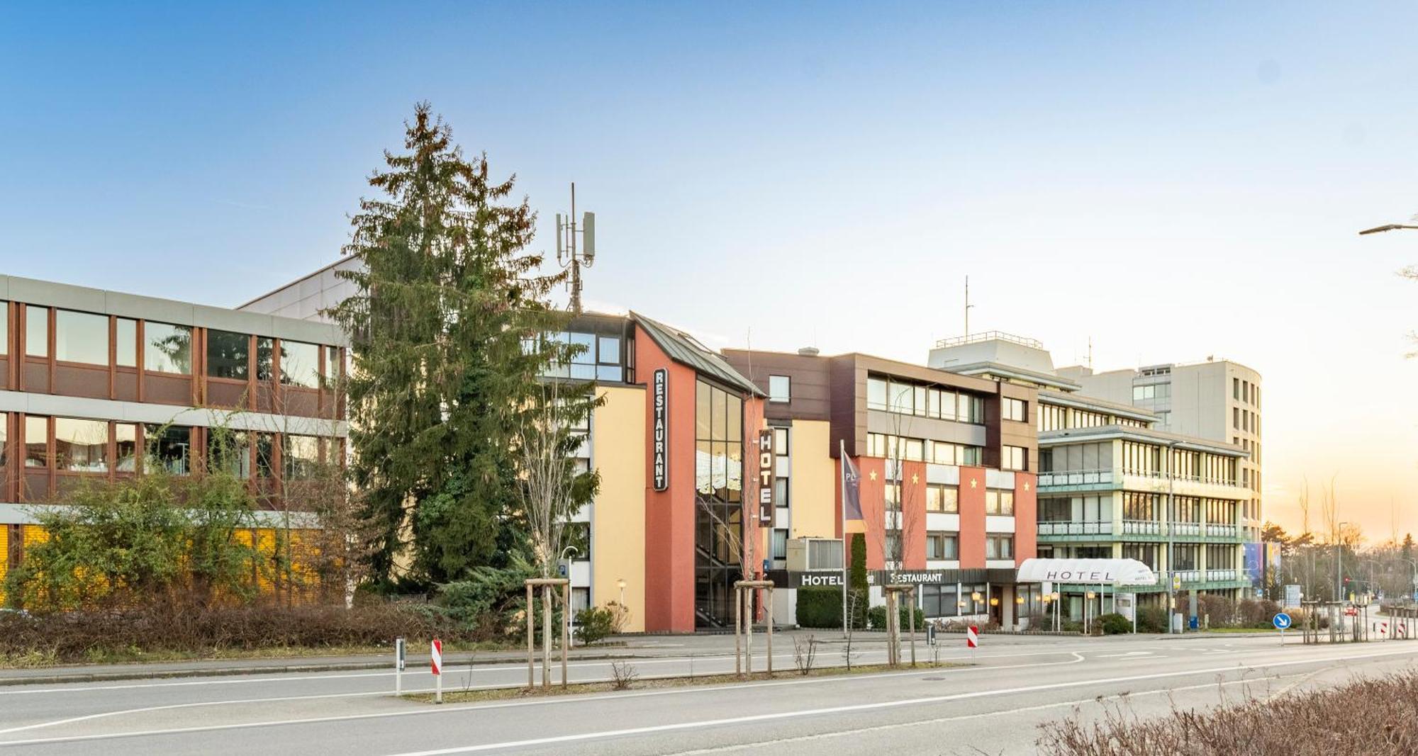 Plaza Hotel Foehr Am Bodensee ฟรีดริชส์ฮาเฟน ภายนอก รูปภาพ