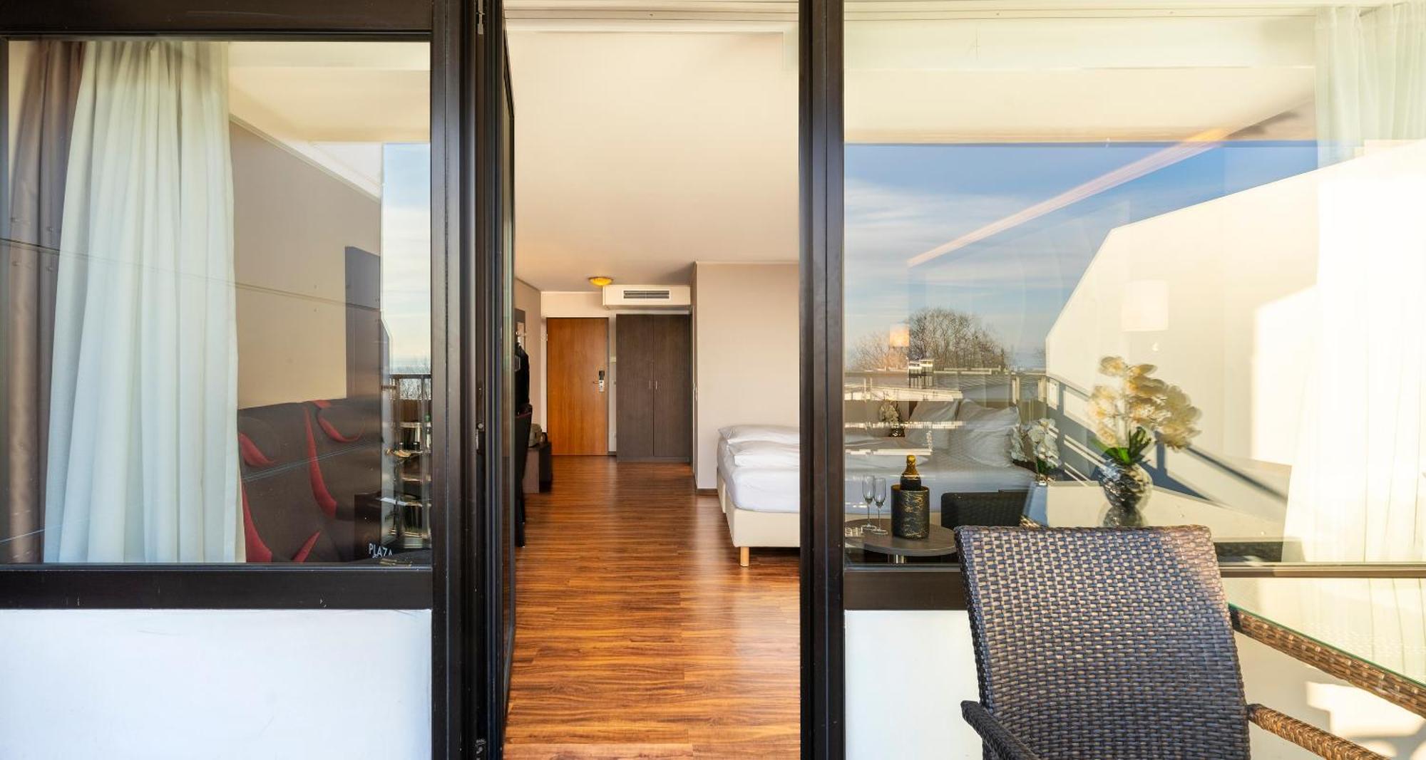 Plaza Hotel Foehr Am Bodensee ฟรีดริชส์ฮาเฟน ภายนอก รูปภาพ