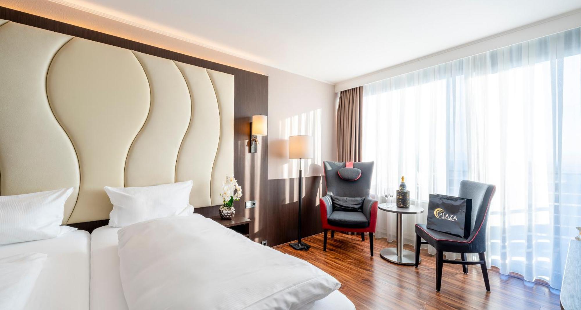 Plaza Hotel Foehr Am Bodensee ฟรีดริชส์ฮาเฟน ภายนอก รูปภาพ